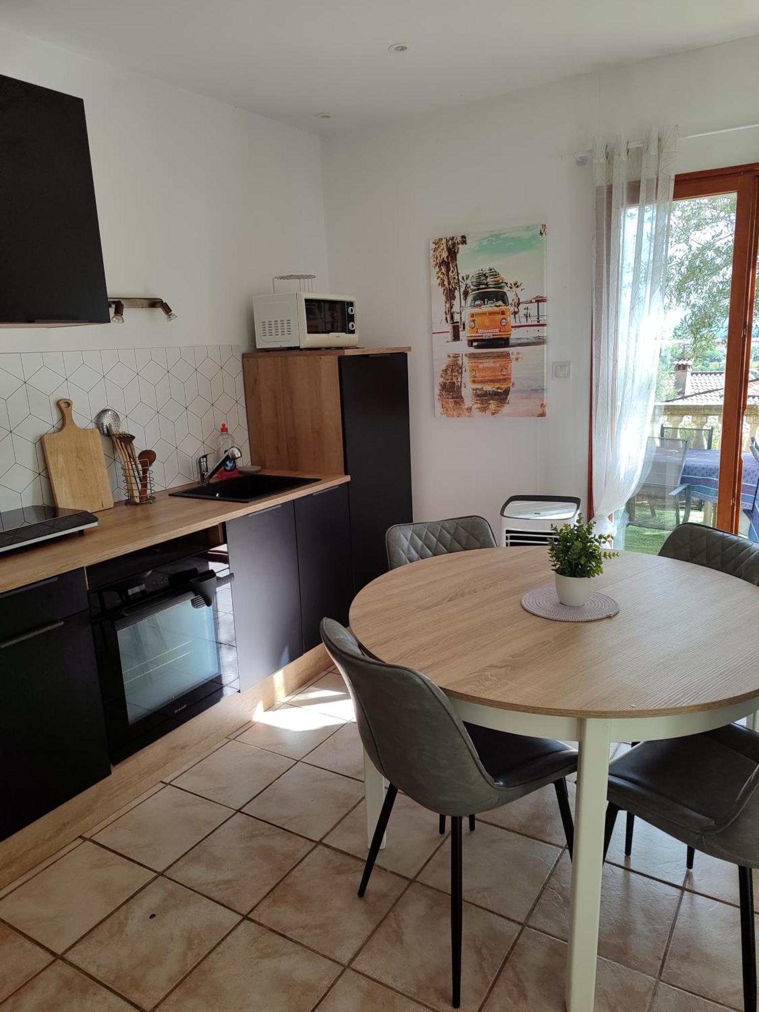 T2 En Rez De Chaussee De Villa A Cuers Extérieur photo